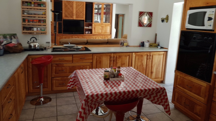 4 Bedroom Property for Sale in La Provance Free State